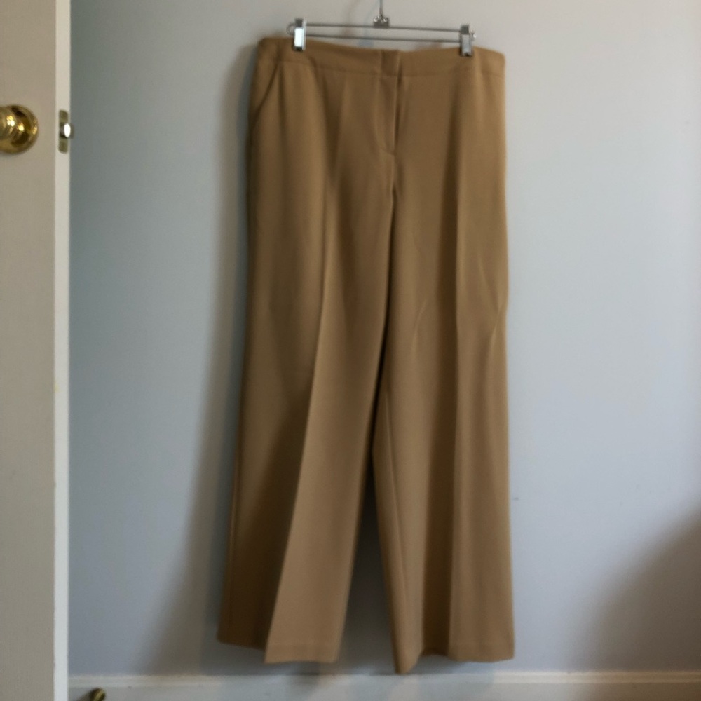 BRAND NEW Chico’s tan dress pants